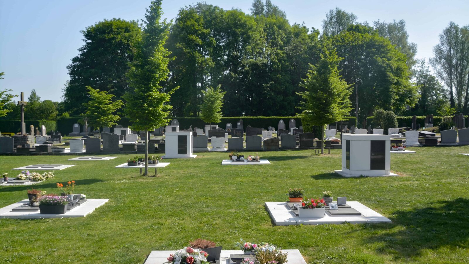 Oostrozebeke cemetery redevelopment